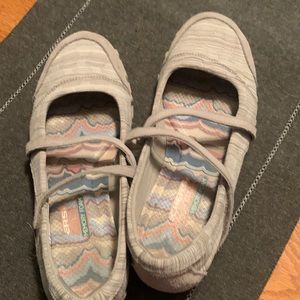 Women Sketcher shoes